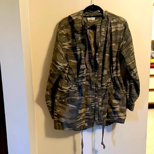 Sebby Collection SZ L Camo Lightweight Jacket.